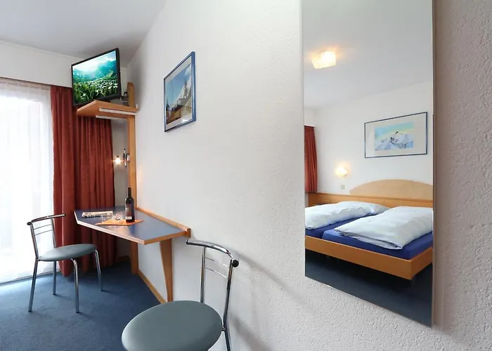 Garni Domino Πανσιόν