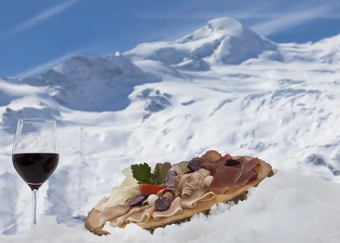 Πανσιόν Garni Domino 3*