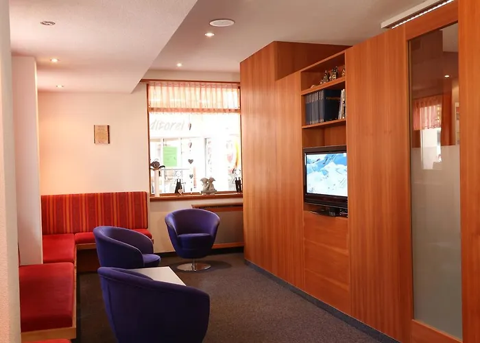 Πανσιόν Garni Domino