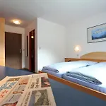 بيت ضيافة Garni Domino Saas Fee