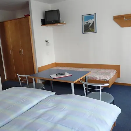 Penzion Garni Domino Saas Fee